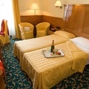 vizitați hotelul